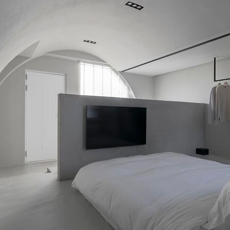 Bed and Breakfast 山久蒔x勺光 Юйчи Экстерьер фото
