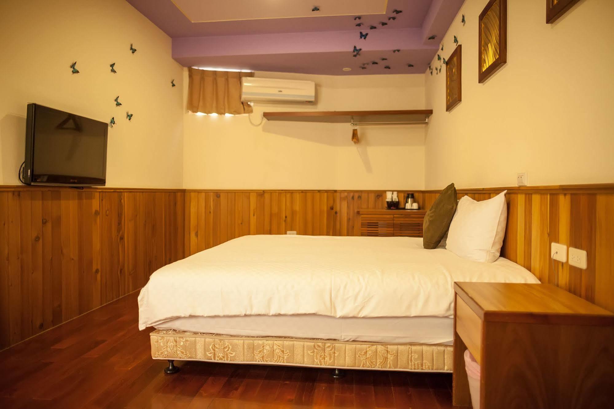 Bed and Breakfast 山久蒔x勺光 Юйчи Экстерьер фото